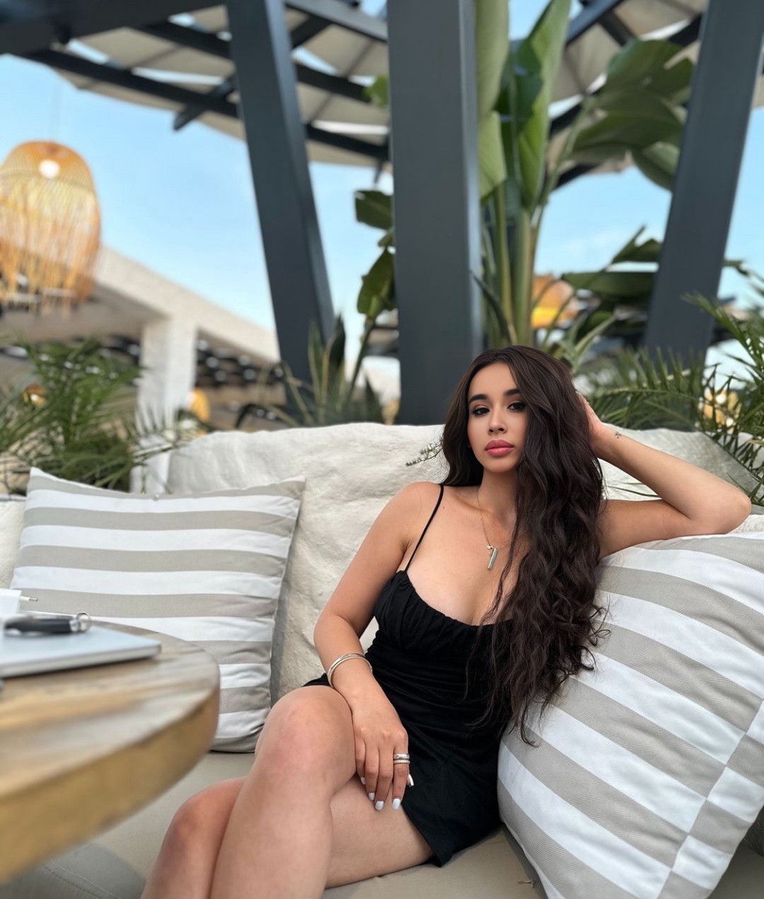 Read more about the article Jaipur Russian escort agency